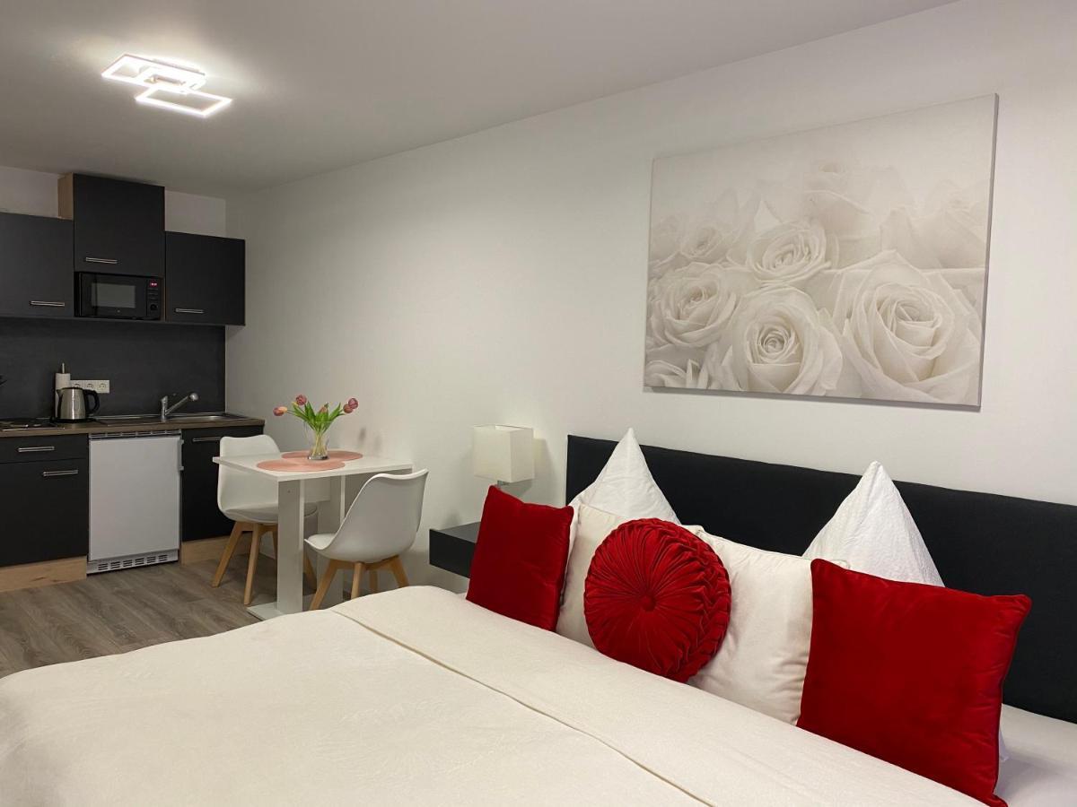 Prime Host Sophie Apartments Karlsruhe Bagian luar foto